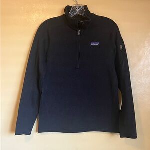 Patagonia Men’s Black Half-Zip Fleece Pullover